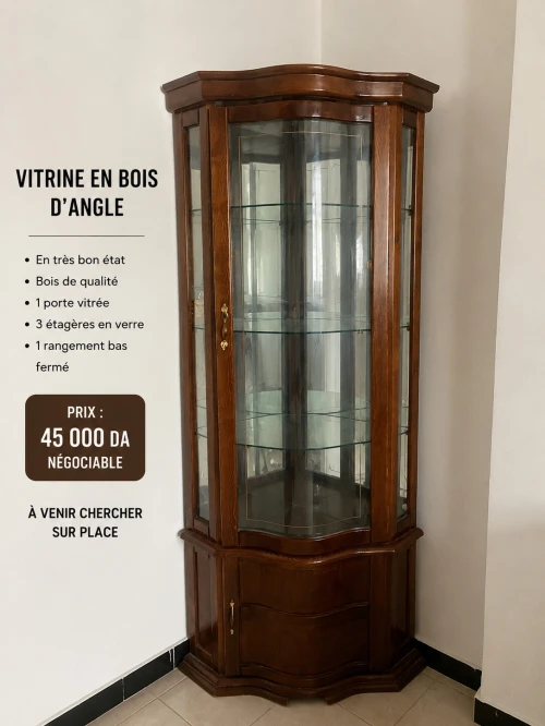 Vitrine en bois massif de qualité très bon état