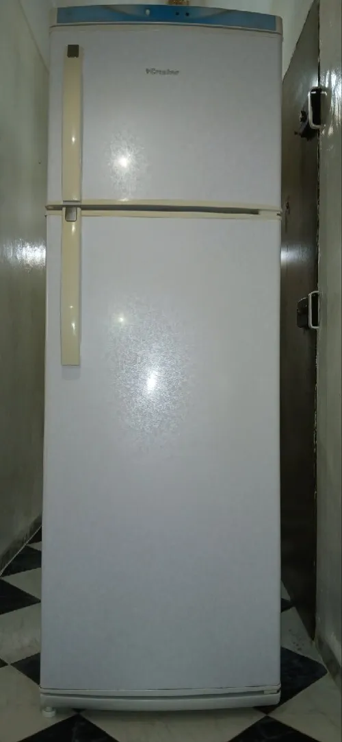 ثلاجة cristor