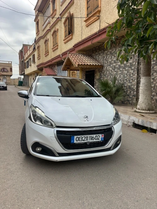Peugeot 208 2016 Allure