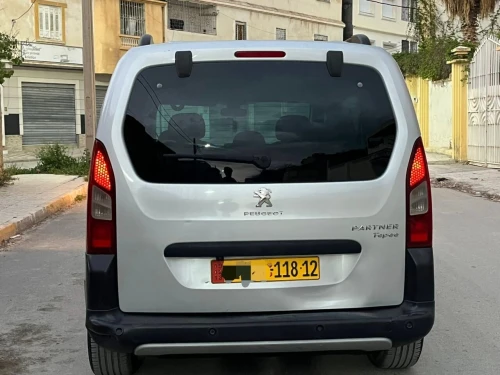 Peugeot Partner 2018 Nouveau Outdoor