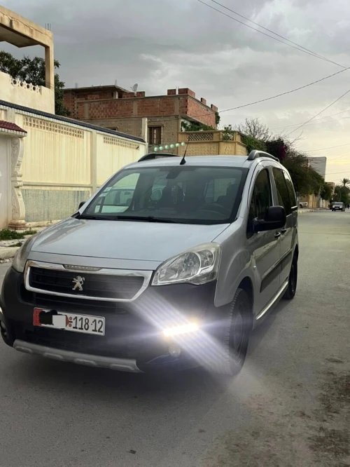 Peugeot Partner 2018 Nouveau Outdoor