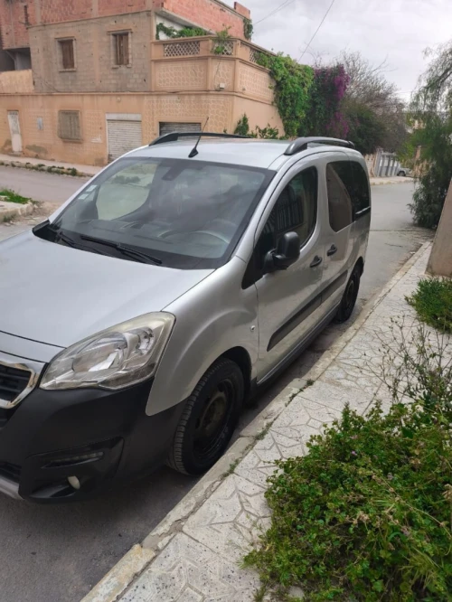 Peugeot Partner 2018 Nouveau Outdoor