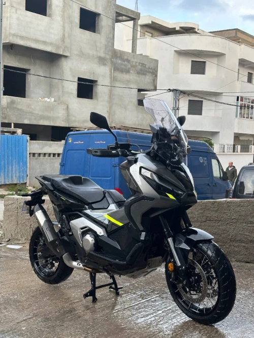 Honda X adv 2025