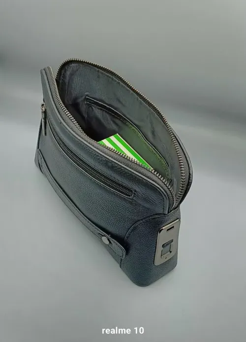 SAC A MAIN AVEC EMPREINTE VERROUILLAGE 
