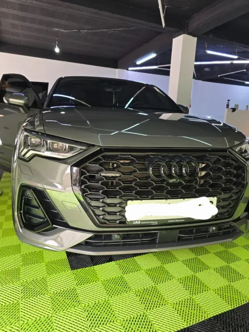 Audi Q3 2023 Sline