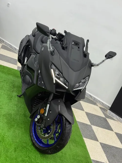 Yamaha Tmax 563 nouveau 2025