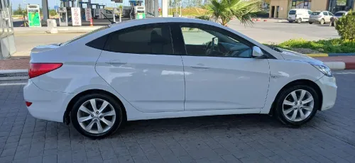 Hyundai Accent RB  4 portes 2018 Préstige