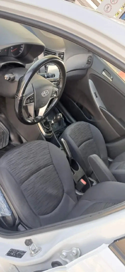 Hyundai Accent RB  4 portes 2018 Préstige