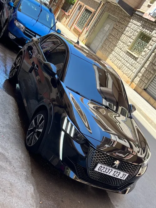 Peugeot 208 2023 GT