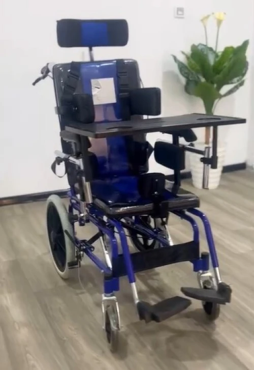 Fauteuil roulant IMC Bleu  Maintien & sécurité  Livraison Algérie | Novessia