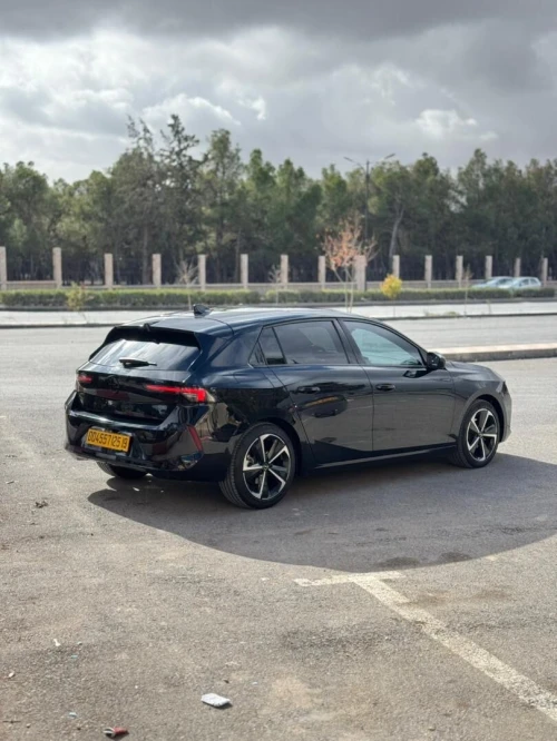 Opel Astra 2025 
