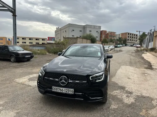 Mercedes 300D coupé 2023 