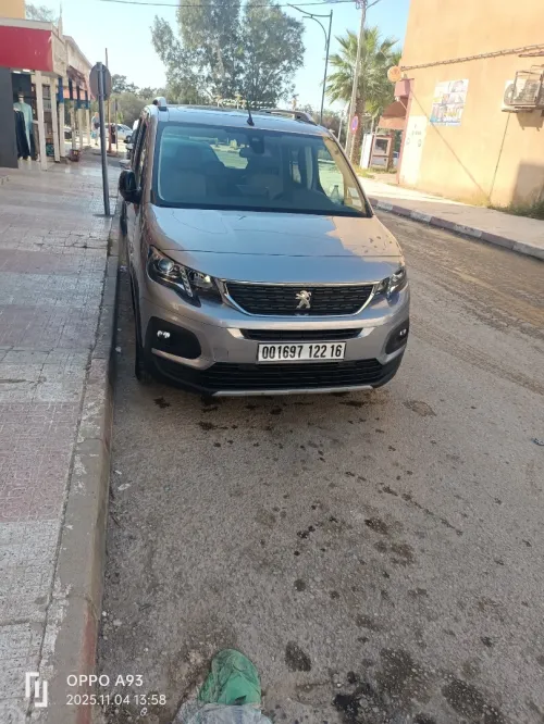 Peugeot rifter 2022 