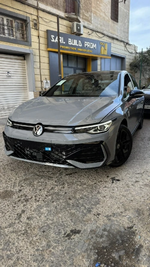 Volkswagen Golf 8,5 2025 R line
