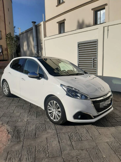 Peugeot 208 2019 Allure Facelift