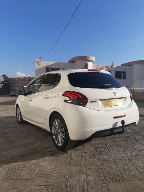 Peugeot 208 2019 Allure Facelift