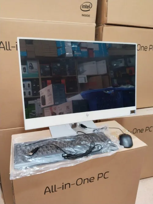 ALL IN ONE HP 800 G4 i5-8ème Gen/ RAM 8G/ 256G SSD/ ECRAN 24" BLANC