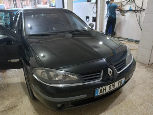 Renault Laguna 2 2002 Caliasse