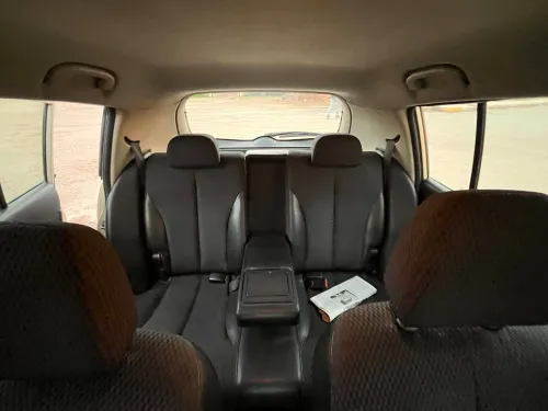 Nissan Tiida 5 portes 2010 