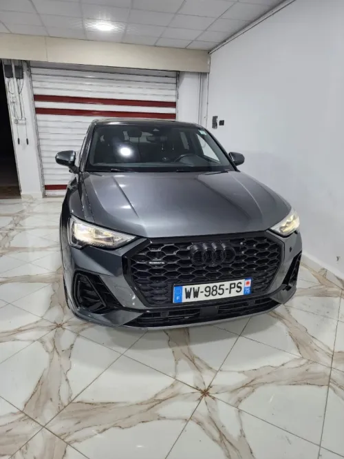 Audi Q3 2022 Q3