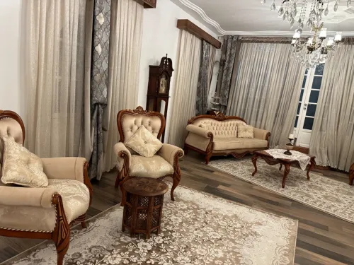 Salon royal en bois hêtre 7 places