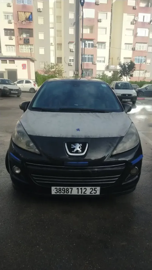 Peugeot 207 2012 HD