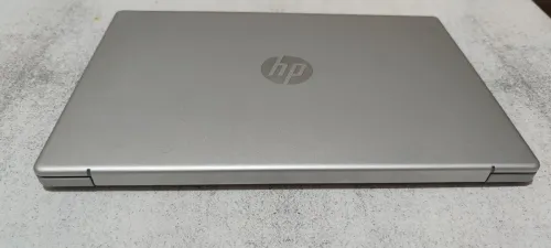 حاسوب محمول HP من الجيل 13 pc portable HP i7 13 ème génération
