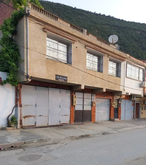Location Local Tipaza Menaceur