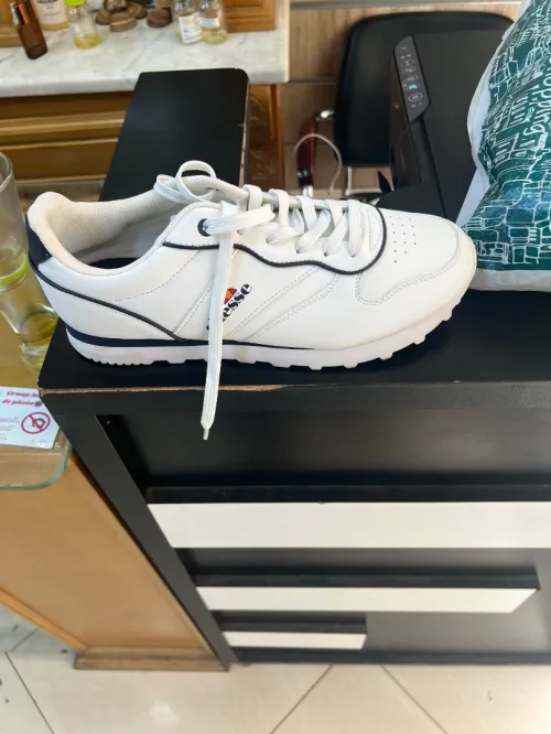 Basquette ellesse 