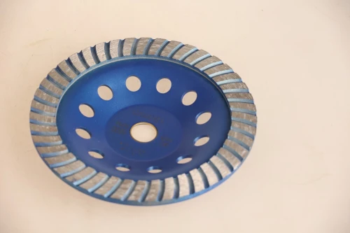 DISQUE DIAMAND A MEULER TURBEAU 180 - SALI