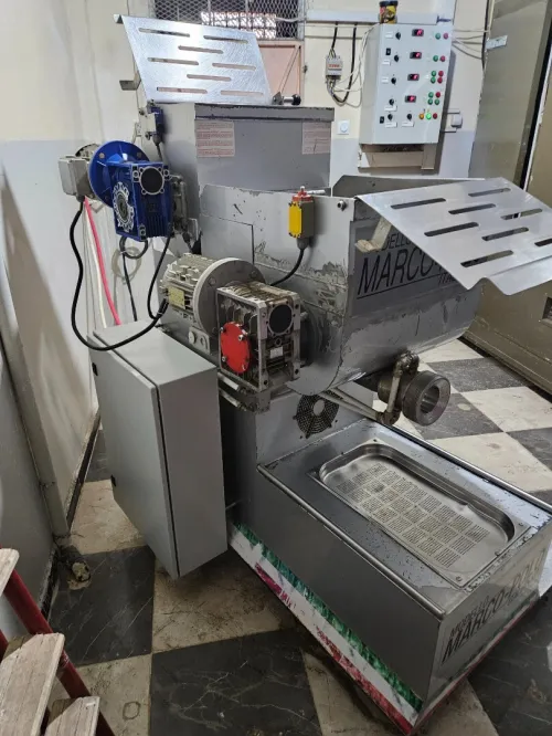 Machine fabrication de pâte alimentair i100