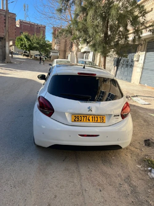 Peugeot 208 2013 Allure