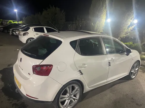 Volkswagen Ibiza 2011 Loca