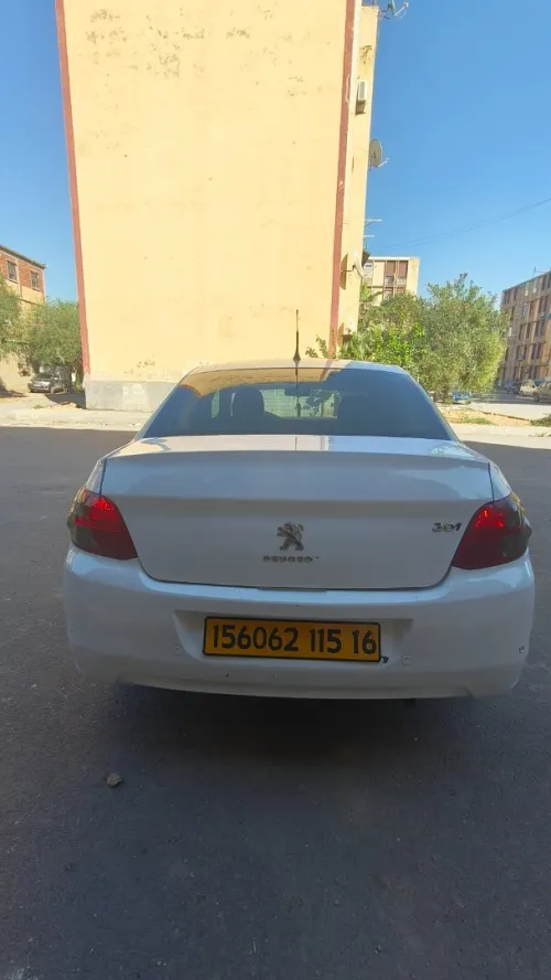 Peugeot 301 2015 Active