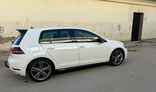 Volkswagen Golf 7 2018 2.0 TDI