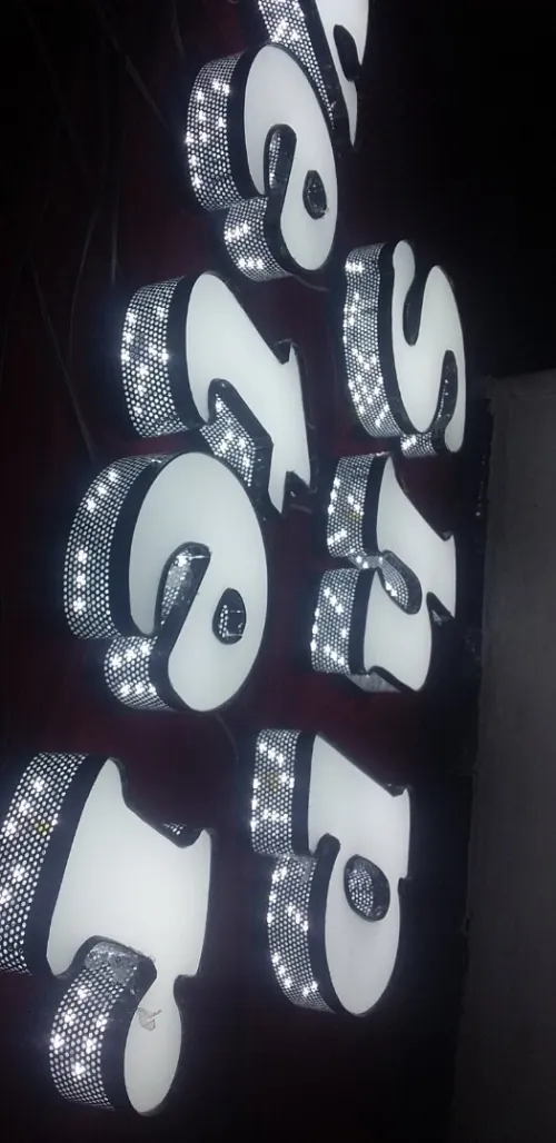 Enseigne lumineuse publicitaire