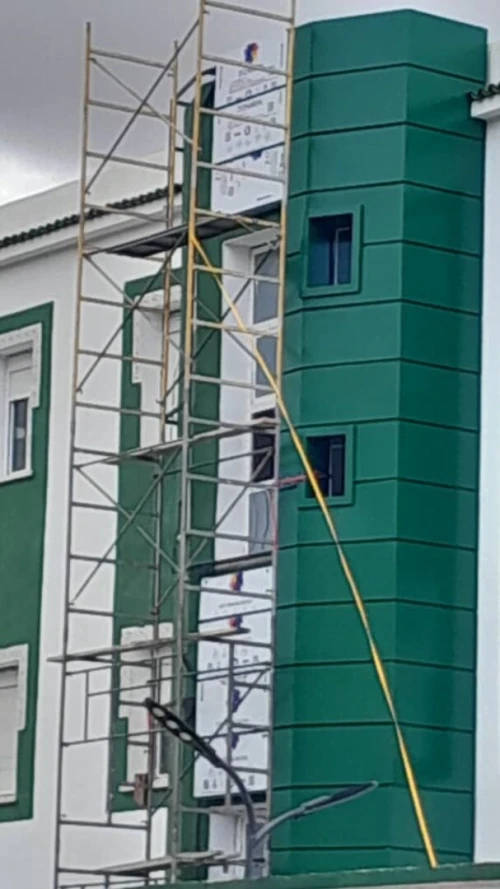 Habillage façades  allucoband et mur rideaux