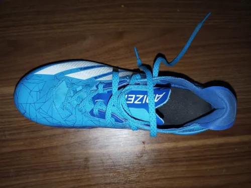 Soulier adizero  Adidas