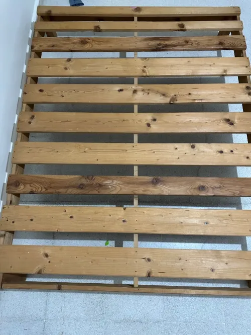 Chambre complète à vendre -État moyen