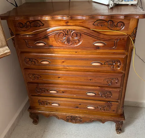 Chambre complète à vendre -État moyen