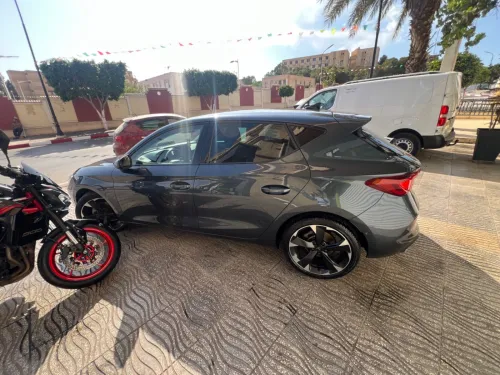 Cupra  Leon 2023 