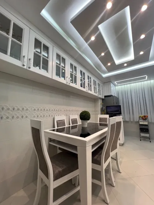 CUISINE MODERNE SUR MESURE