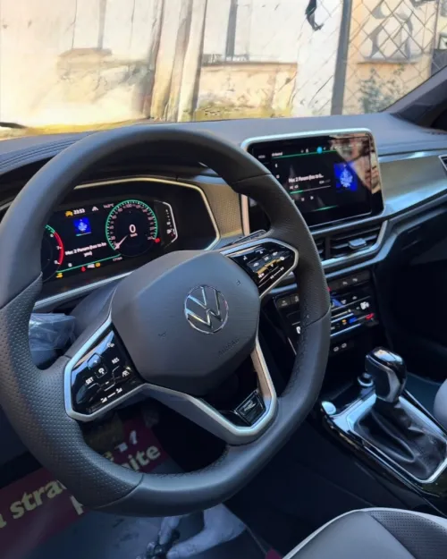 Volkswagen T-Roc 2025 R