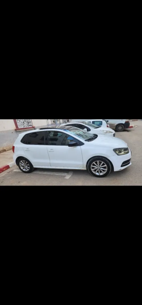 Volkswagen Polo 2016 La carat