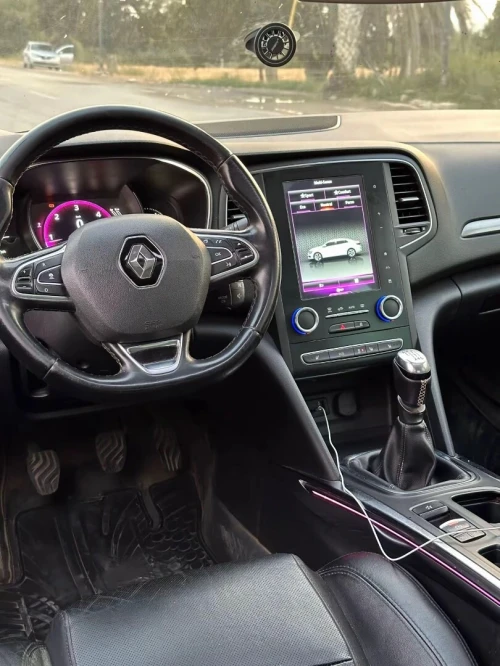 Renault megane 4 2017 sedan