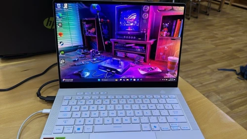 ASUS ROG Zephyrus G14 État Excellent