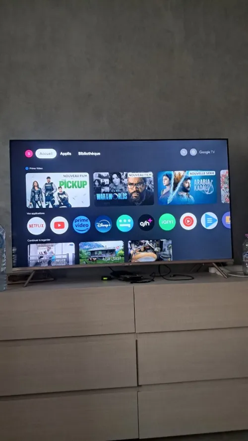 Télévision iris 65 pous