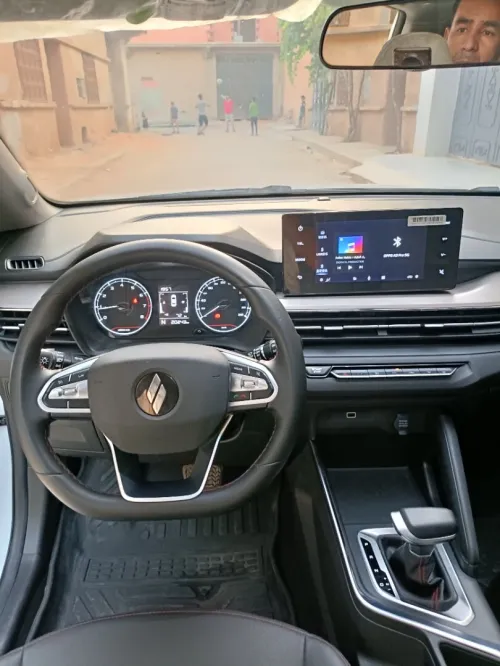 Livan X3 Pro  2025 Automatique (Avec toi ouvrant )