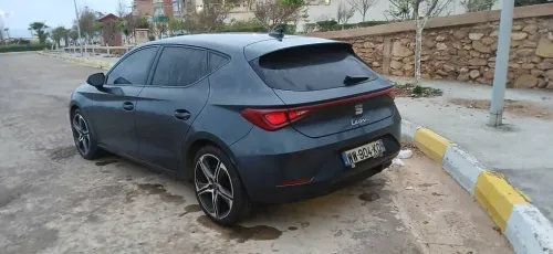 Seat Leon 2021 HOLA