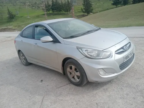 Hyundai Accent RB  4 portes 2014 Accent RB  4 portes